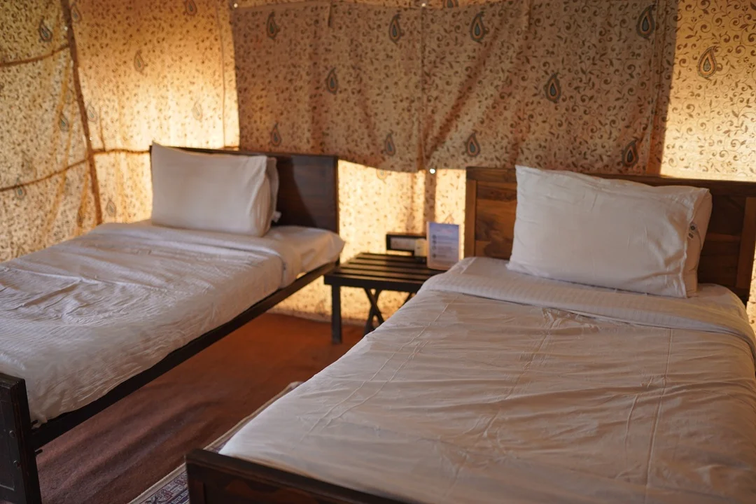 Non-AC Traditional Tent